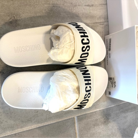 New authentic Moschino Couture White slides size 8 - Picture 3 of 4